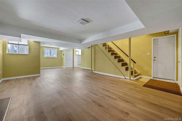 11 Beverly Place, Larchmont, NY 10538