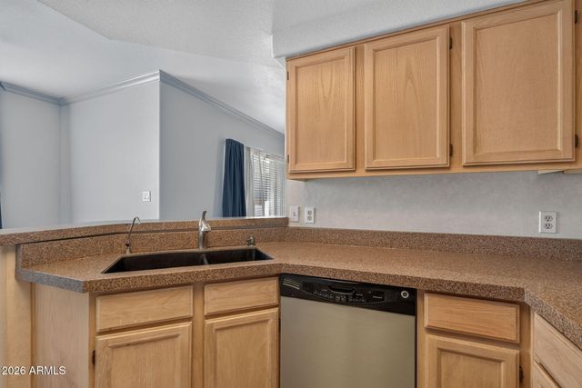 750 E NORTHERN Avenue 2147, Phoenix, AZ 85020