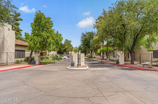 750 E NORTHERN Avenue 2147, Phoenix, AZ 85020