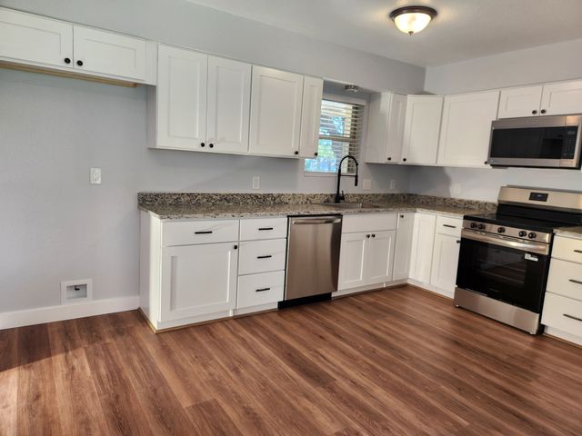 111 Gregory Drive, Heath, TX 75032