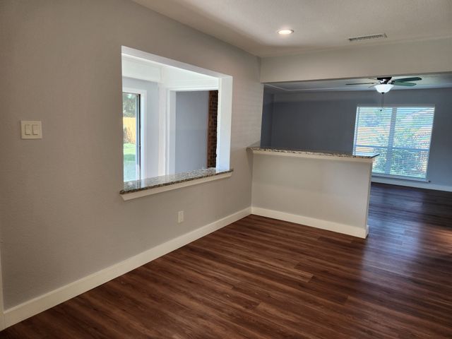 111 Gregory Drive, Heath, TX 75032