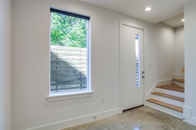 4419 Cabell Drive 203, Dallas, TX 75204