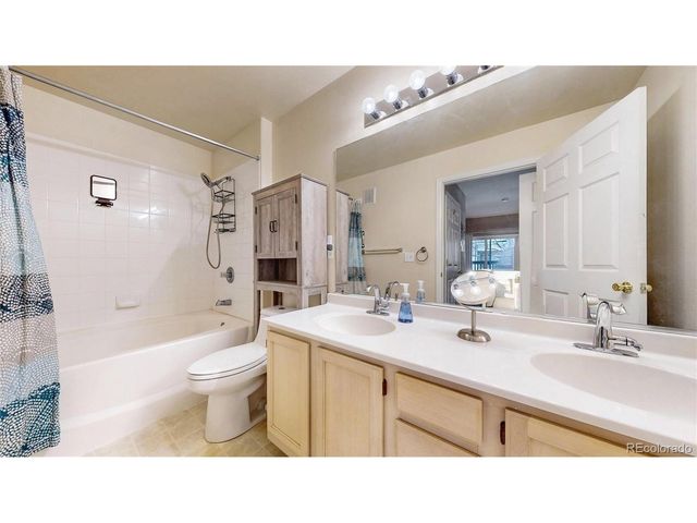 1080 Opal St 104, Broomfield, CO 80020