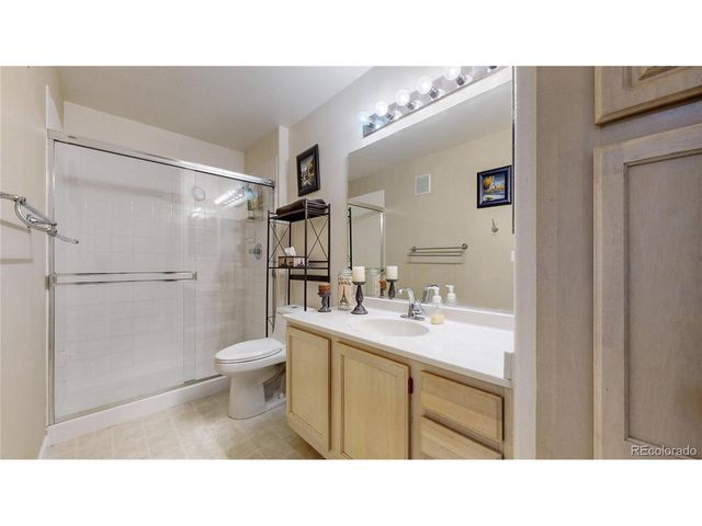 1080 Opal St 104, Broomfield, CO 80020