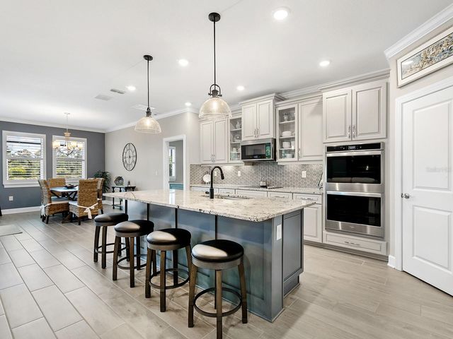 200 DAYLILY BOULEVARD, Nokomis, FL 34275