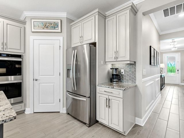 200 DAYLILY BOULEVARD, Nokomis, FL 34275