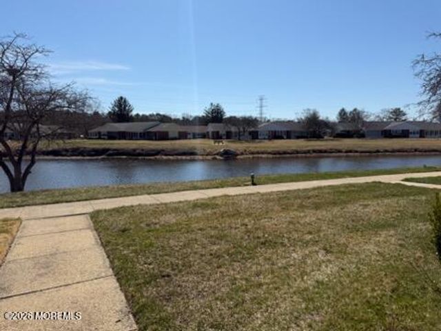 293B Malvern Court, Lakewood, NJ 08701