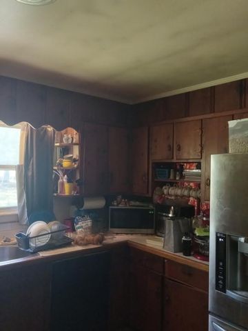 2517 Grays Bend Rd, Centerville, TN 37033