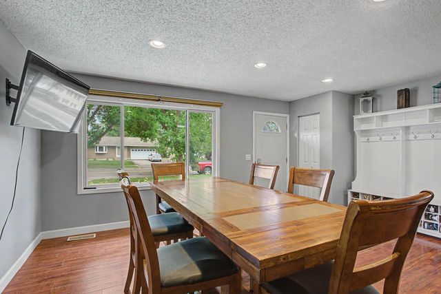 16653 Foliage Avenue W, Rosemount, MN 55068