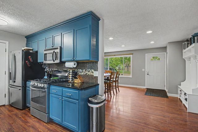 16653 Foliage Avenue W, Rosemount, MN 55068