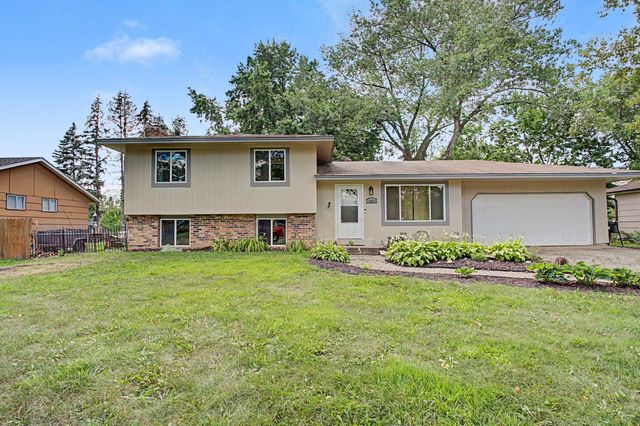 16653 Foliage Avenue W, Rosemount, MN 55068