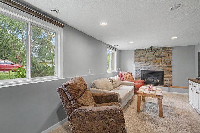 16653 Foliage Avenue W, Rosemount, MN 55068
