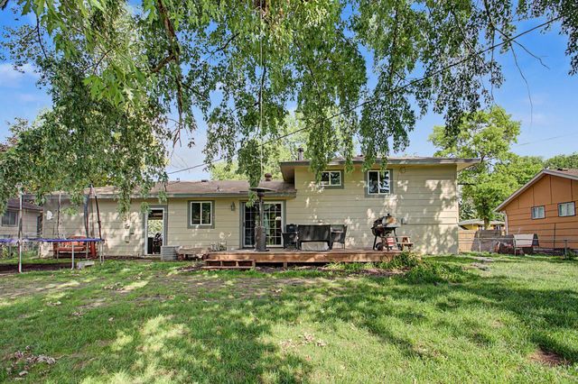 16653 Foliage Avenue W, Rosemount, MN 55068