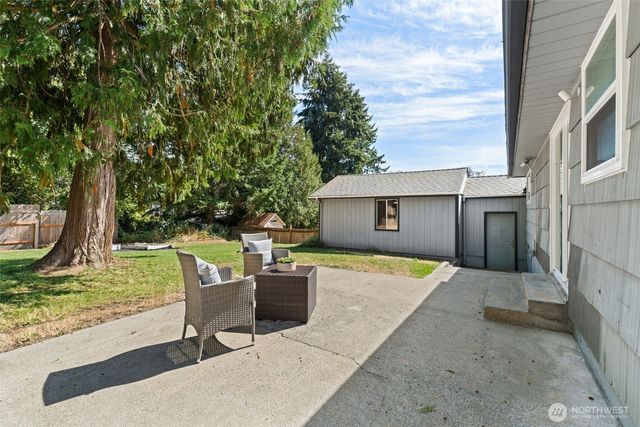 20322 21st Avenue NE, Mountlake Terrace, WA 98155