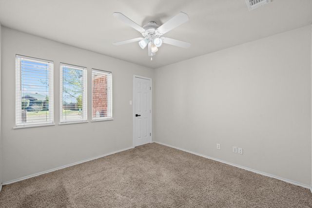 5906 Valencia Avenue, Lubbock, TX 79407