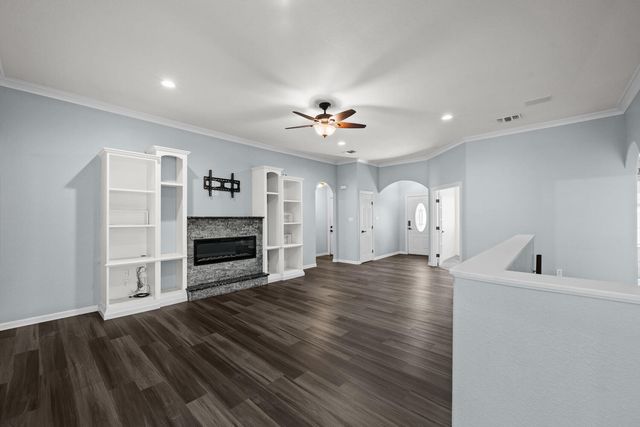 5906 Valencia Avenue, Lubbock, TX 79407