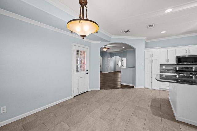 5906 Valencia Avenue, Lubbock, TX 79407