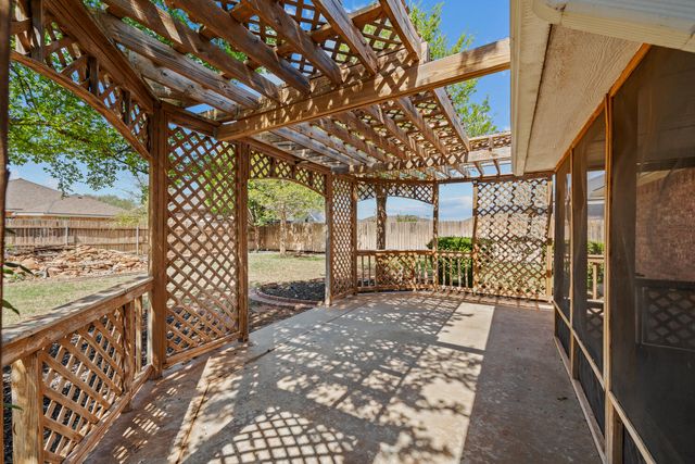 5906 Valencia Avenue, Lubbock, TX 79407