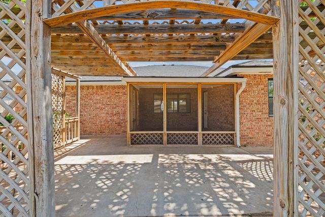 5906 Valencia Avenue, Lubbock, TX 79407