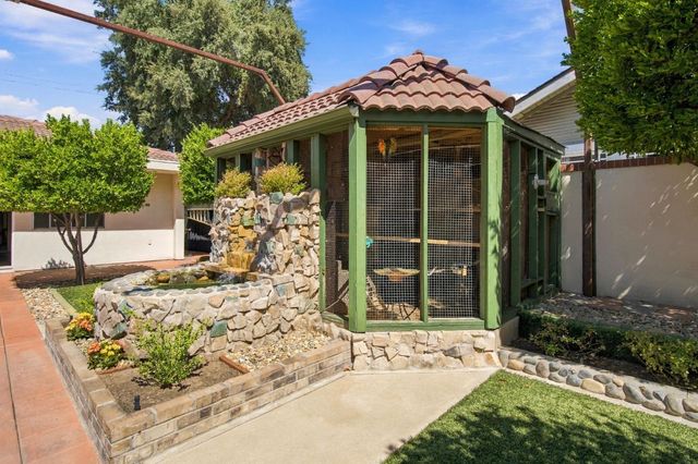 2710 Allston Way, Stockton, CA 95204