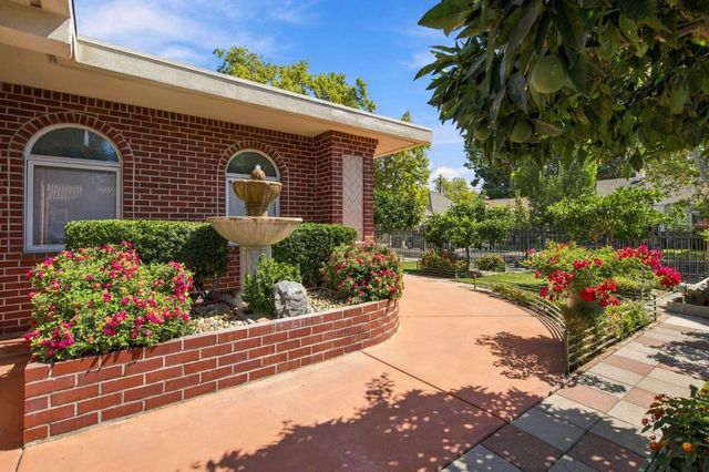 2710 Allston Way, Stockton, CA 95204