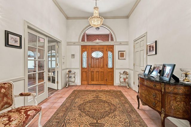 2710 Allston Way, Stockton, CA 95204