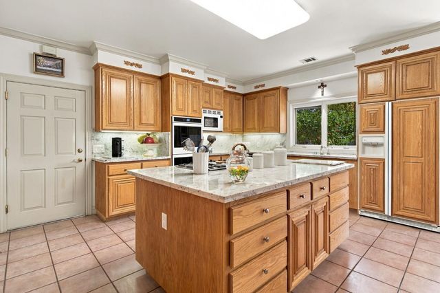 2710 Allston Way, Stockton, CA 95204