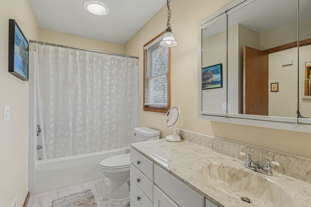 3760 S 7 Mile Road, Bay City, MI 48706