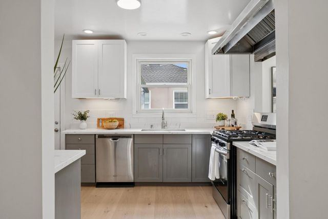 225 28th Avenue, San Mateo, CA 94403