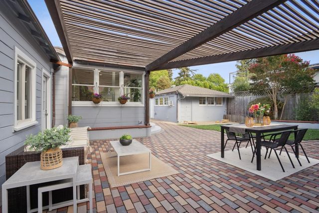 225 28th Avenue, San Mateo, CA 94403