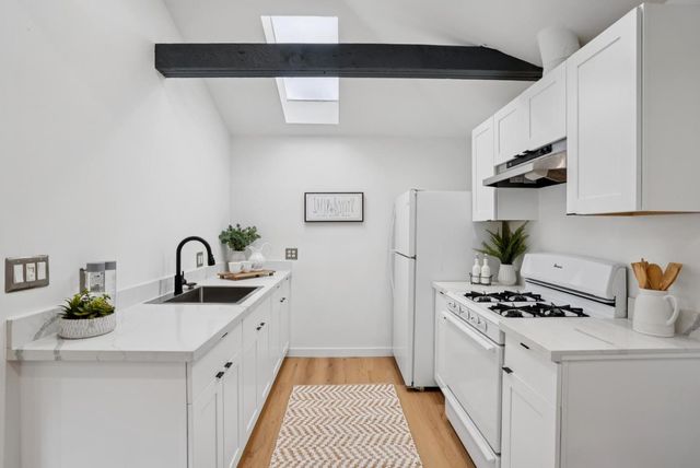 225 28th Avenue, San Mateo, CA 94403