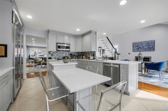 22 Madison Street, Port Washington, NY 11050