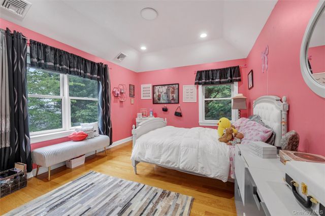 22 Madison Street, Port Washington, NY 11050