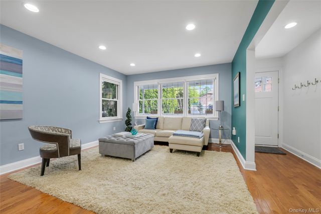 22 Madison Street, Port Washington, NY 11050