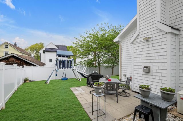 22 Madison Street, Port Washington, NY 11050