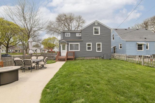 3400 90th STREET, Milwaukee, WI 53222