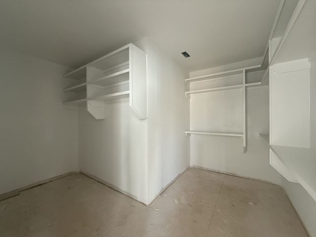 10005 Forest Lane, Bon Aqua, TN 37025