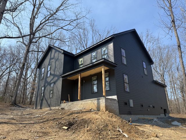 10005 Forest Lane, Bon Aqua, TN 37025