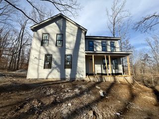 10005 Forest Lane, Bon Aqua, TN 37025