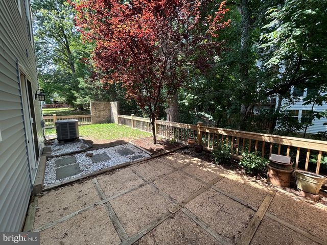 6001 RABBIT CT, Centreville, VA 20121