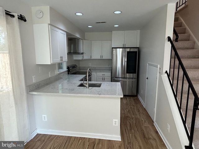 6001 RABBIT CT, Centreville, VA 20121