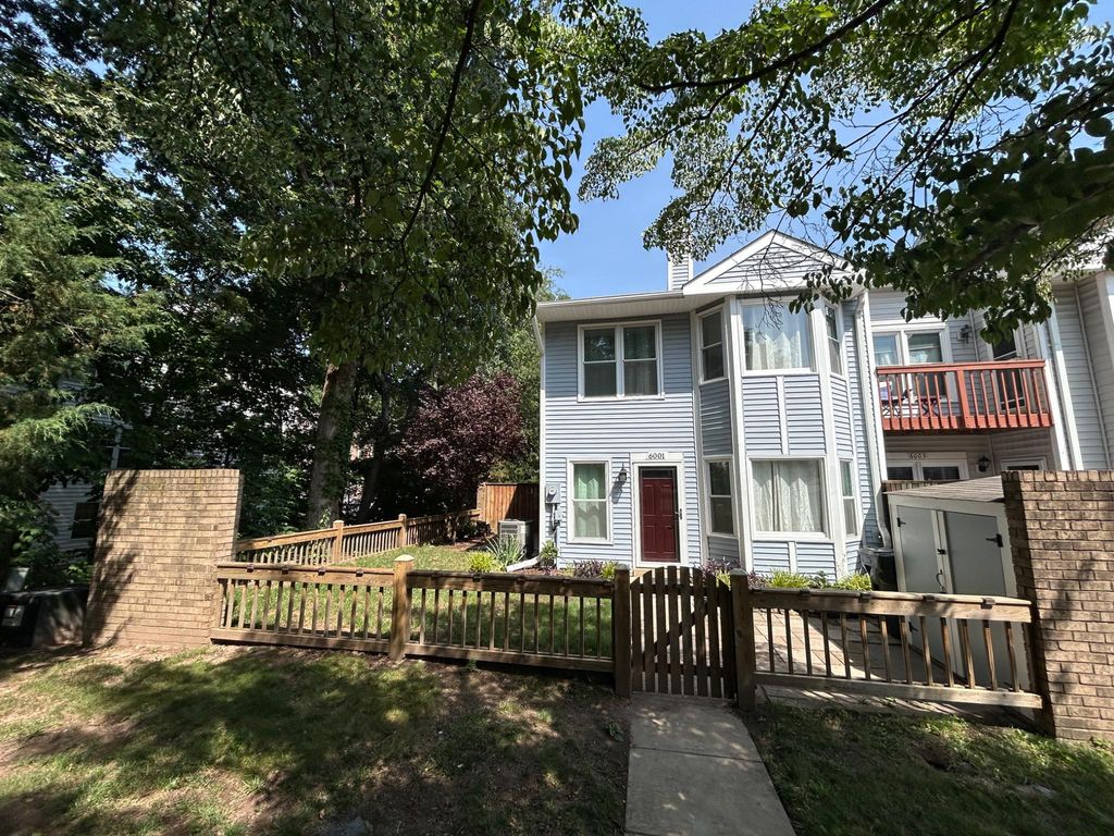 6001 RABBIT CT, Centreville, VA 20121
