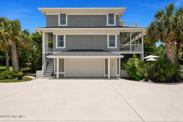 106 Waterway Trail, Hampstead, NC 28443