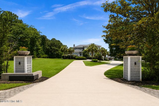 106 Waterway Trail, Hampstead, NC 28443