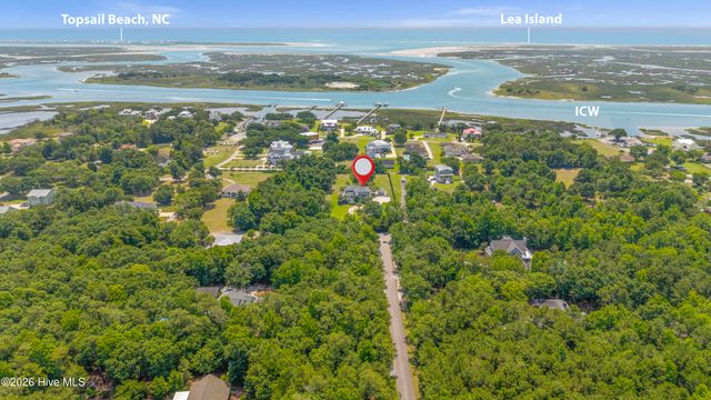 106 Waterway Trail, Hampstead, NC 28443