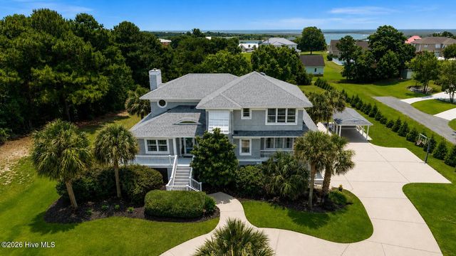 106 Waterway Trail, Hampstead, NC 28443