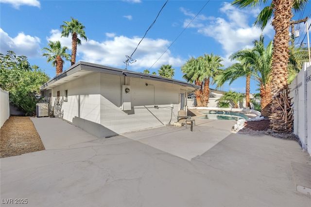 2325 Sombrero Drive, Las Vegas, NV 89169