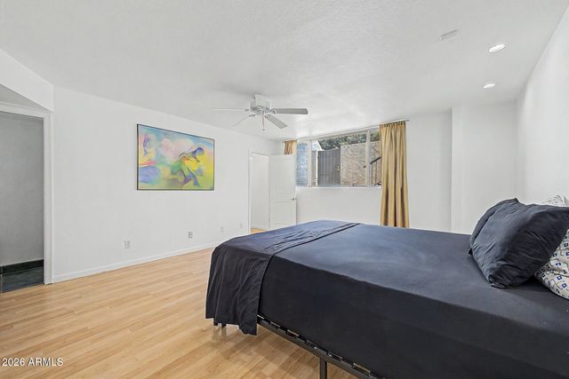 4842 N 74TH Street, Scottsdale, AZ 85251