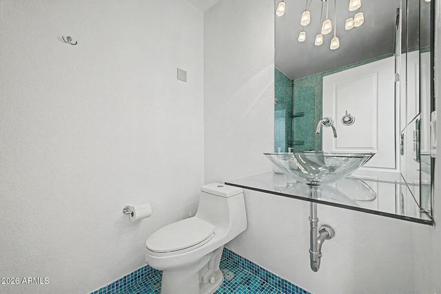 4842 N 74TH Street, Scottsdale, AZ 85251