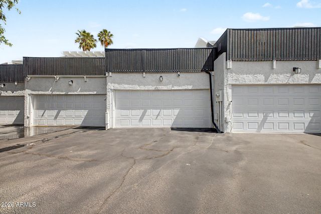 4842 N 74TH Street, Scottsdale, AZ 85251